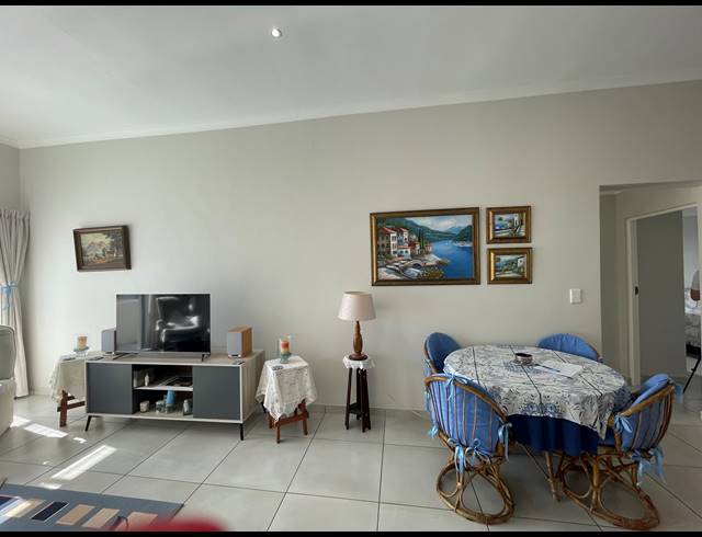 3 BEDROOM FREESTANDING FOR SALE IN LAGUNA